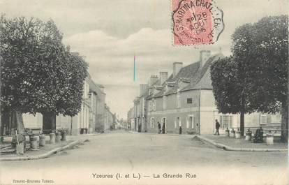 .CPA  FRANCE 37 "Yzeures, La Grande Rue"