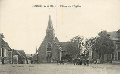 .CPA FRANCE 41 " Danzé, Place de l'église"