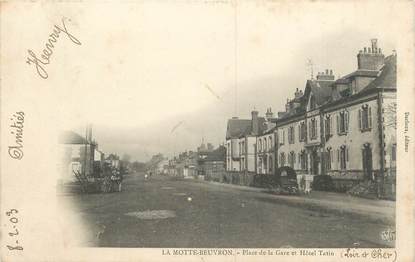 .CPA FRANCE 41 "Lamotte Beuvron, Place de la Gare et Hôtel Tatin"