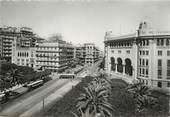 Algerie CPSM  ALGERIE  "Alger,  le carrefour de la rue d'Isly"