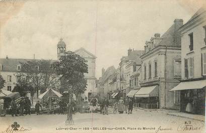 .CPA  FRANCE 41 "Selles sur Cher, Place du marché"