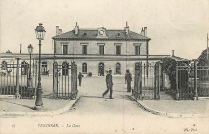 .CPA  FRANCE 41 "  Vendome,  La Gare"