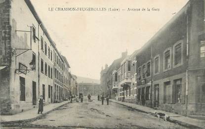 .CPA FRANCE 42 "Le Chambon Feugerolles, Avenue de la Gare"