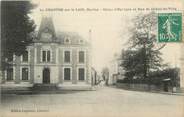 72 Sarthe .CPA FRANCE 72 "La Chartre sur le Loir, Caisse d'épargne et Rue de l'Hôtel de Ville"