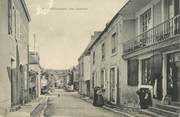 72 Sarthe .CPA FRANCE 72 "Loué, Rue nationale"