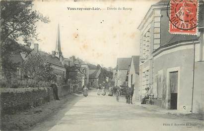 .CPA FRANCE 72 " Vouvray sur Loir, Entrée du bourg"