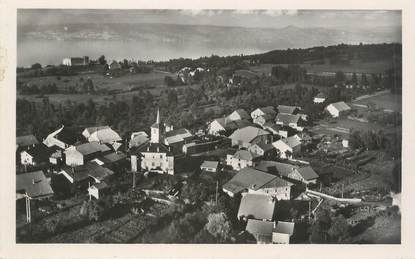 .CPSM  FRANCE 74 "Larringes, Le village, le château, le lac Léman et la côte suisse"