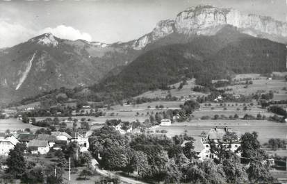 .CPSM  FRANCE 74 "Villaz, Vue sur le Parmelan, un coin du village et maison de repos"