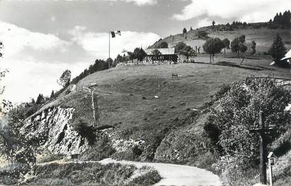 .CPSM  FRANCE 74 "Région du lac d'Annecy, Le Col de la Forclaz et le chalet Pricaz"