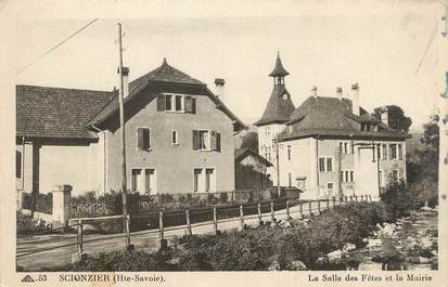 .CPA  FRANCE 74 "Scionzier, Salle des fêtes et la mairie"