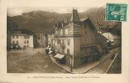 74 Haute Savoie .CPA FRANCE 74 "Bonneville, Rue Sainte Catherine et Pertuiset'
