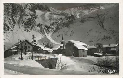 .CPSM FRANCE 74 "Le Tour,  Le village "