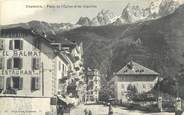 74 Haute Savoie .CPA FRANCE 74 "Chamonix, Place de l'église et les Aiguilles"