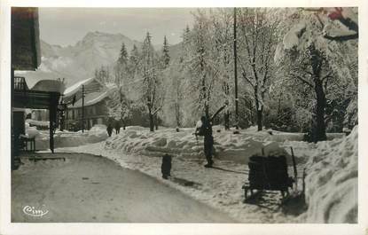 .CPSM  FRANCE 74 "Abondance, Entrée du village"