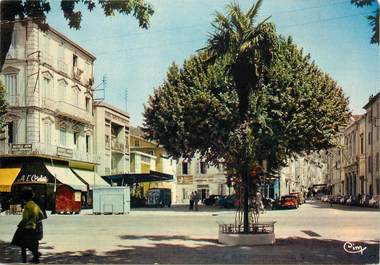  CPSM FRANCE 83   "Draguignan, Place Saint François"