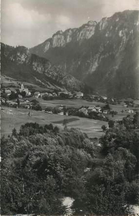 .CPSM  FRANCE 74 " Vacheresse, Vue générale et Pré Bourgeois"