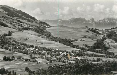 .CPSM  FRANCE 74 "  Villard sur Boëge, Vue   générale et Col du Perret "