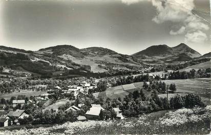 .CPSM  FRANCE 74 "  Villard sur Boëge, Vue  sur la haute vallée et le Mont Lachat"