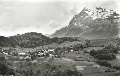 .CPSM  FRANCE 74 "  Araches, Vue génarale et Pointe d'Areu"