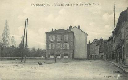 .CPA FRANCE 69 "  L'Arbresle, Rue de Paris et Nouvelle place"