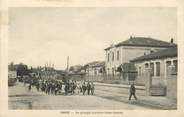 69 RhÔne .CPA FRANCE 69 " Bron, Le groupe scolaire Jean Jaurès"