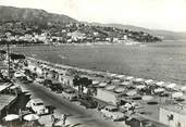 83 Var CPSM FRANCE 83 " Le  Lavandou, la plage et vue générale"