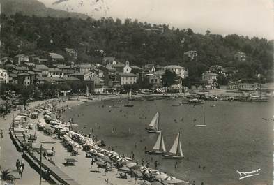  CPSM FRANCE 83 " Le  Lavandou,  la plage"