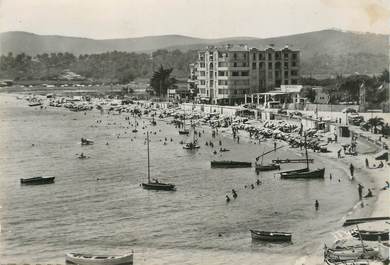   CPSM FRANCE 83 " Le  Lavandou,  la plage"