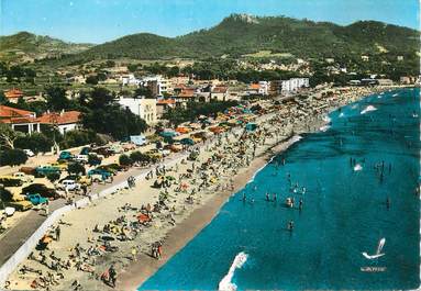   CPSM FRANCE 83 " Saint Cyr  les Lecques , la plage"