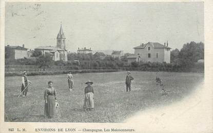 .CPA FRANCE 69 " Champagne environs de LYON, Les moissonneurs"