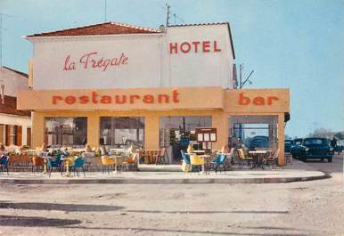    CPSM FRANCE  83    " Les Salins d'Hyères, hotel La Frégate"