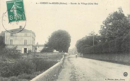 .CPA  FRANCE 69 " Chessy les Mines, Entrée du village"