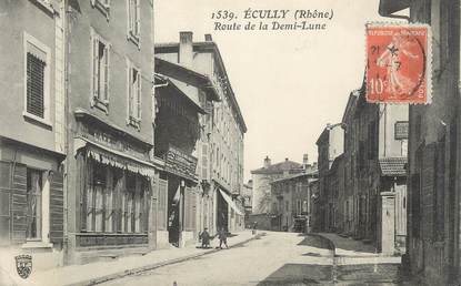 .CPA  FRANCE 69 " Ecully, Route de la Demi-Lune"