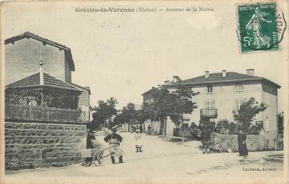 .CPA FRANCE 69 " Grézieu la Varenne, Avenue de la mairie"