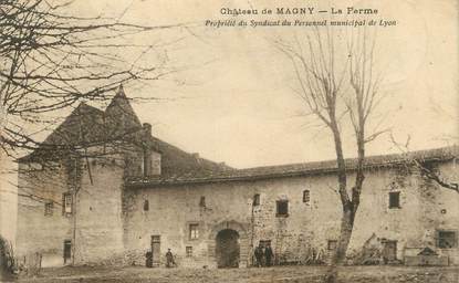 .CPA  FRANCE 69 " Magny, Le Château, la ferme"