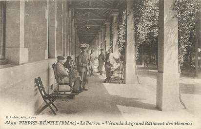 .CPA FRANCE 69 "Pierre Bénite, Le Perron véranda du grand bâtiment des hommes"