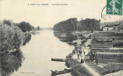 CPA FRANCE 89 "Pont sur Yonne, un coin du Port"