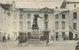 .CPA  FRANCE 34 " Lunel, Hôtel de Ville et statue du Capitaine Ménard"
