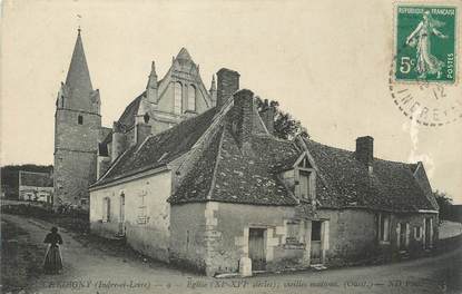 .CPA  FRANCE 37 "Crédigny, Eglise, vieilles maisons"