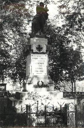 .CPSM FRANCE 46 "Lalbenque, Monument aux morts"