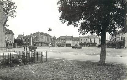 .CPSM FRANCE 46 " Gramat, Place du Foirail"