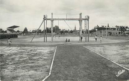 .CPSM  FRANCE  47 "Fumel Libos, Parc des Sports  Henri Cavallier"