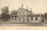 77 Seine Et Marne CPA FRANCE 77  "Fontenay Trésigny, Les Ecoles"