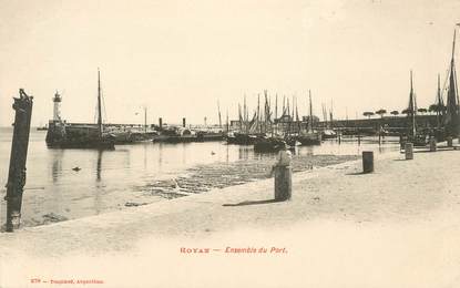 .CPA FRANCE 17 "Royan, Ensemble du port"