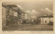 17 Charente Maritime .CPA  FRANCE 17 " Marennes, La rue de la République"