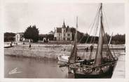 17 Charente Maritime .CPSM   FRANCE 17 " Fouras, Un coin du port"