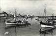 .CPSM   FRANCE 85  "St Gilles Croix de Vie, Le port"