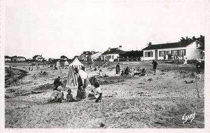 .CPSM  FRANCE 85  "Ile de Noirmoutier, La plage du Viel"