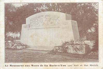 .CPA FRANCE 85  " La Roche sur Yon, Le monument aux morts"