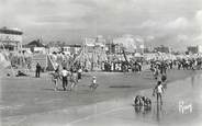 85 Vendee .CPSM FRANCE 85  " St Jean de Monts, Sur la plage"